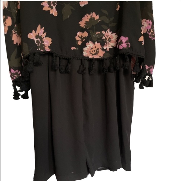 Women’s Romper,Floral,Fringe trims,Size M - Picture 4 of 11